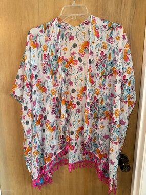 NWT Pure Honey Sheer Floral Kimono Cover-Up with Pink Tassels OS